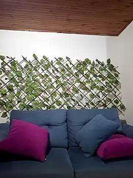 Snapshot of Andres_storm chatting on January 15, 9:51 pm Andres storm online show from January 15, 9:51 pm