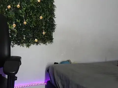 CherryH0ttie online show from May 6, 10:48 pm