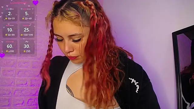 Snapshot of Dominic_Queen1126 chatting on February 14, 11:40 am Dominic Queen1126 online show from February 14, 11:40 am