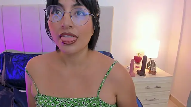nathy bush online show from June 3, 8:03 pm