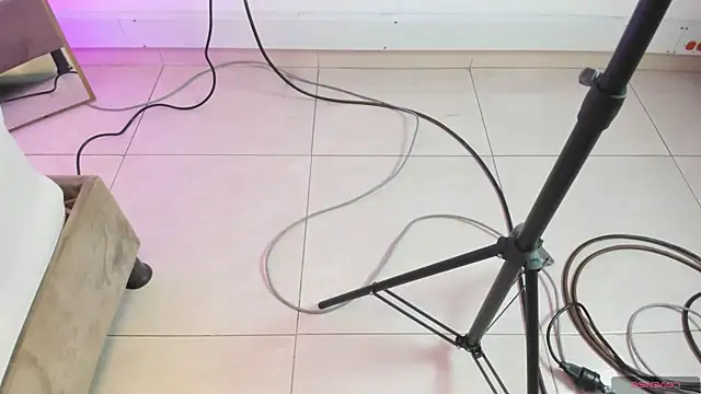 soffi joness23 online show from April 1, 7:22 pm