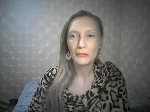 Snapshot of Averinona chatting on March 26, 4:45 pm Averinona online show from March 26, 4:45 pm