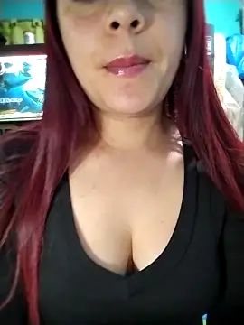 Snapshot of THALASSA_DIOSA chatting on April 9, 3:39 am THALASSA DIOSA online show from April 9, 3:39 am