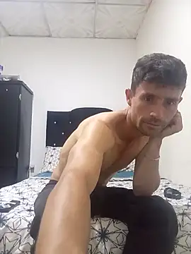 torvyHot online show from March 18, 8:34 pm