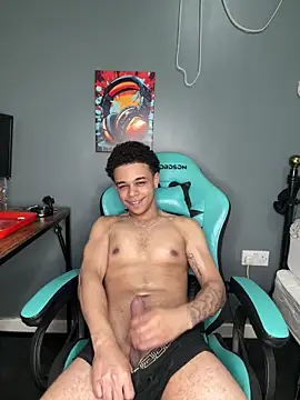 Snapshot of l-laross chatting on January 17, 9:18 pm l-laross online show from January 17, 9:18 pm