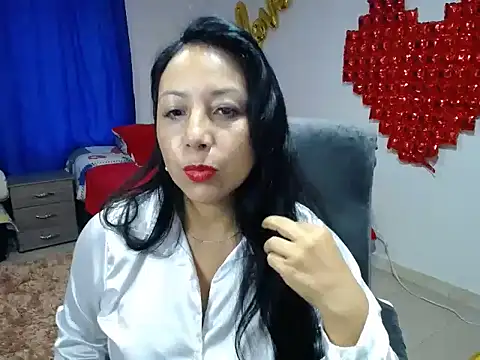 Snapshot of soyElena46 chatting on January 13, 11:48 am soyElena46 online show from January 13, 11:48 am