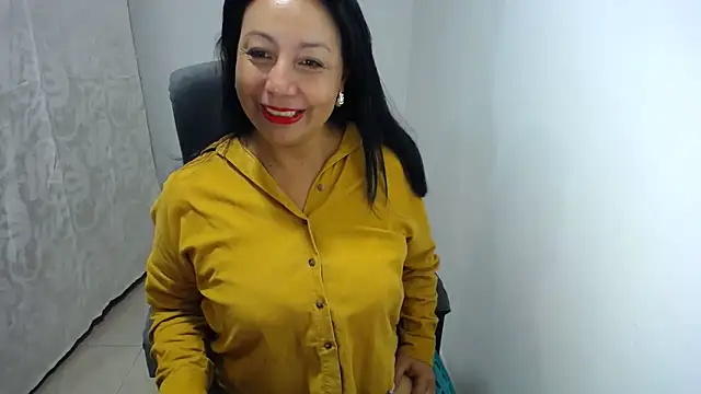 Snapshot of soyElena46 chatting on March 21, 11:26 am soyElena46 online show from March 21, 11:26 am