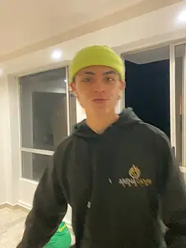 Maiky Cooper01 online show from March 17, 2:38 am