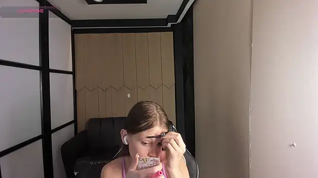 ElviraRosse1 online show from January 13, 12:32 pm