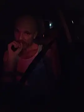 FrankieFuckMe online show from May 13, 6:00 am