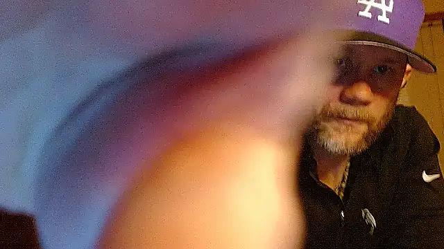 Snapshot of marcus_graves_13 chatting on January 15, 1:32 am marcus graves 13 online show from January 15, 1:32 am