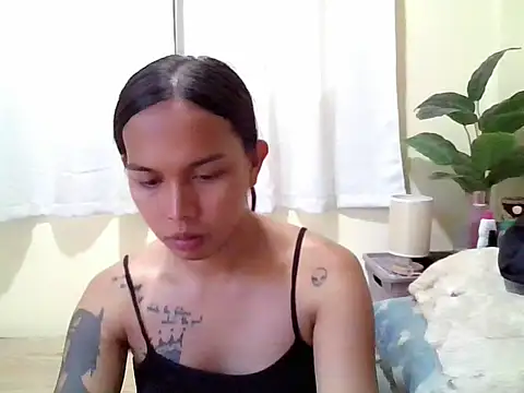 LOVELYMAYUMIE online show from April 8, 8:03 am