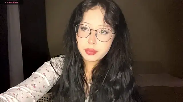 KateWhisp online show from February 10, 2:10 pm