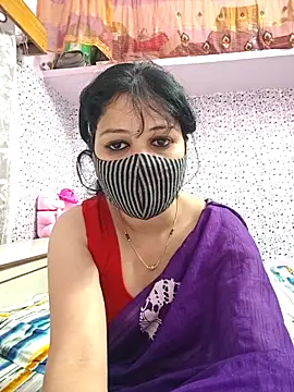 Priyaji7575 online show from March 19, 9:46 am