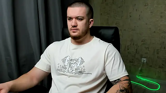 Well boy online show from February 10, 8:35 pm