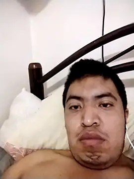 Snapshot of luissfert7y5 chatting on February 22, 11:53 am luissfert7y5 online show from February 22, 11:53 am