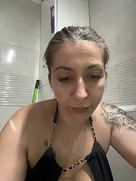 dalia0710 online show from June 25, 1:04 pm