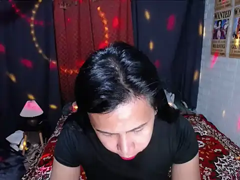 BriannaCruz24 online show from May 11, 12:00 pm
