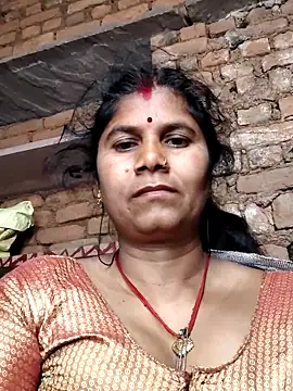 Hot di97 online show from February 24, 11:58 pm