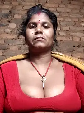 Hot di97 online show from March 11, 8:37 pm