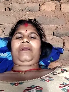 Hot di97 online show from March 16, 7:51 pm