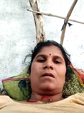 Hot di97 online show from May 8, 12:54 pm