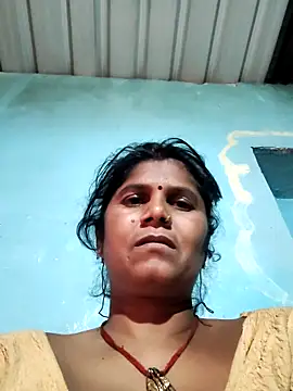 Hot di97 online show from May 12, 2:47 pm