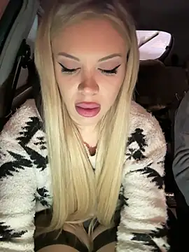 AlyssaFoxx  online show from February 1, 6:17 pm