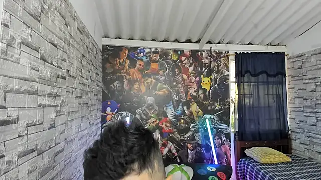 Snapshot of felipe_colinss chatting on February 26, 12:15 pm felipe colinss online show from February 26, 12:15 pm