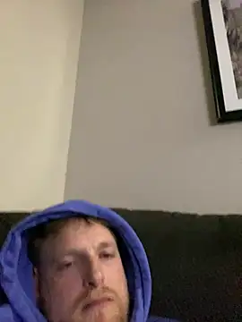 L3thatsme online show from April 2, 8:01 am