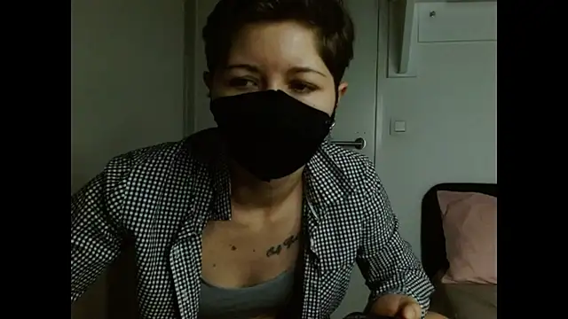 Snapshot of Alexxa_XX chatting on January 31, 7:12 pm Alexxa XX online show from January 31, 7:12 pm