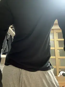 Alexkimsumin online show from April 13, 6:46 pm