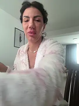 Missolevelvet online show from February 23, 7:28 am