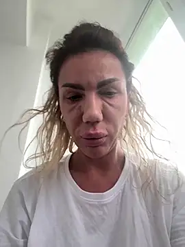 Missolevelvet online show from March 31, 9:32 am