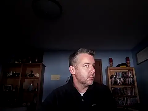 chrisw8140 online show from February 12, 8:26 pm