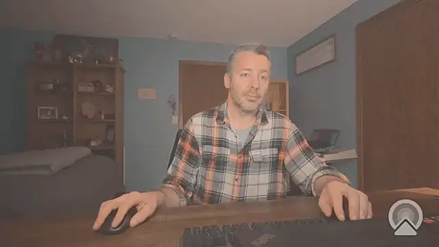 chrisw8140 online show from May 12, 5:37 am