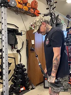 Snapshot of brngitdwn chatting on February 14, 3:53 pm brngitdwn online show from February 14, 3:53 pm