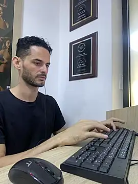 gatoquiles online show from February 5, 5:50 pm