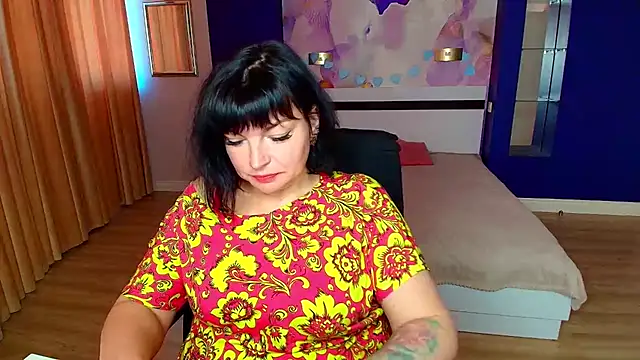 Snapshot of Victoria_booth chatting on April 22, 5:32 am Victoria booth online show from April 22, 5:32 am