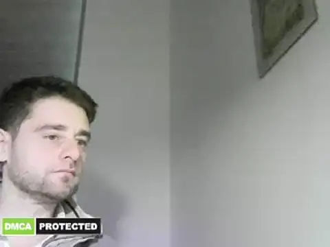 Snapshot of 007mark5xl chatting on April 8, 9:15 pm 007mark5xl online show from April 8, 9:15 pm