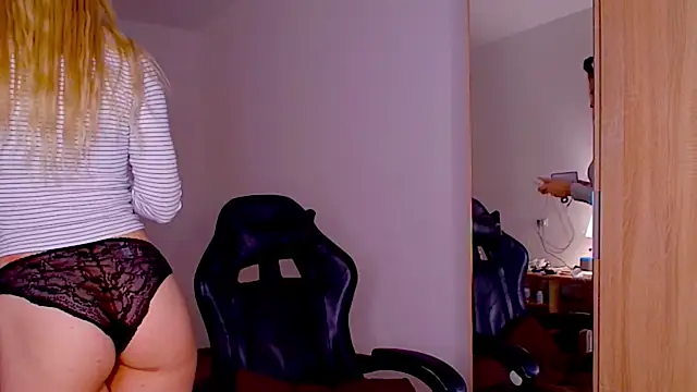 Snapshot of sailormoon666_ chatting on January 16, 3:43 am sailormoon666 online show from January 16, 3:43 am