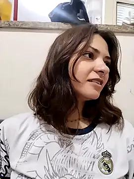 Snapshot of carazinho2128 chatting on February 21, 3:18 am carazinho2128 online show from February 21, 3:18 am