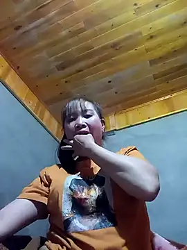 karara97 online show from March 8, 7:06 pm