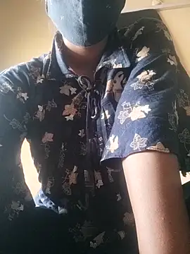 Snapshot of me-leela chatting on February 3, 3:15 am me-leela online show from February 3, 3:15 am