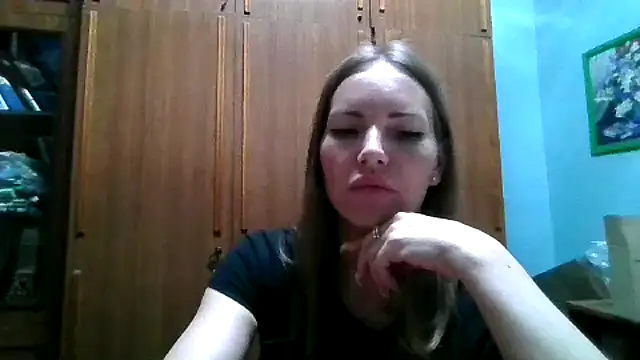 Valyssa online show from June 26, 10:30 am