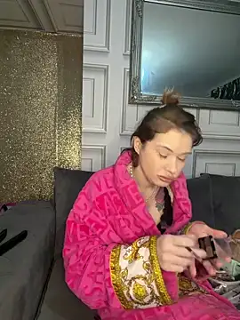 Demi Lovex online show from February 6, 7:34 am