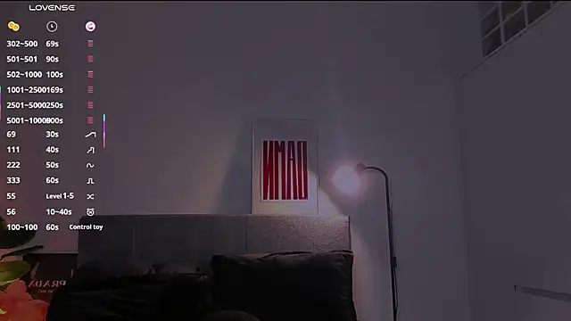 Snapshot of your_asian_dream chatting on April 8, 5:35 pm your asian dream online show from April 8, 5:35 pm