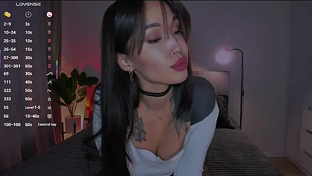 Snapshot of your_asian_dream chatting on April 16, 5:19 am your asian dream online show from April 16, 5:19 am