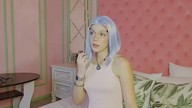 Snapshot of AvaLarson chatting on March 1, 1:13 pm AvaLarson online show from March 1, 1:13 pm