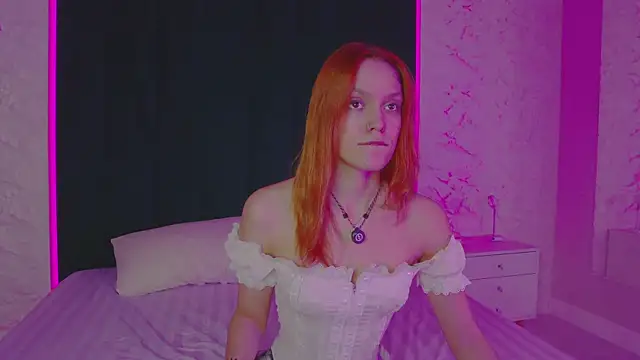 Snapshot of AvaLarson chatting on March 31, 12:16 pm AvaLarson online show from March 31, 12:16 pm